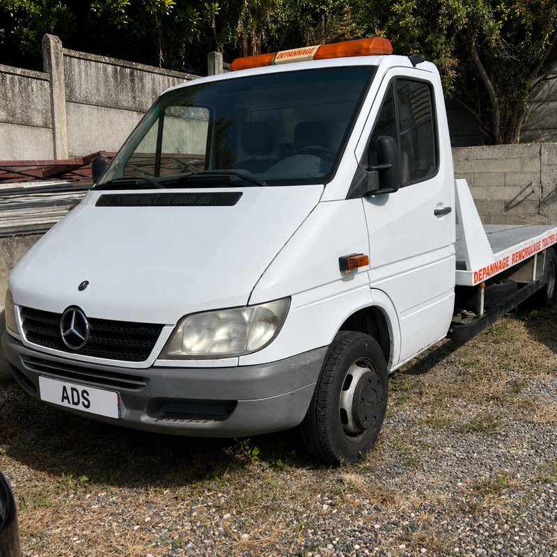 Mercedes Sprinter — photo 1